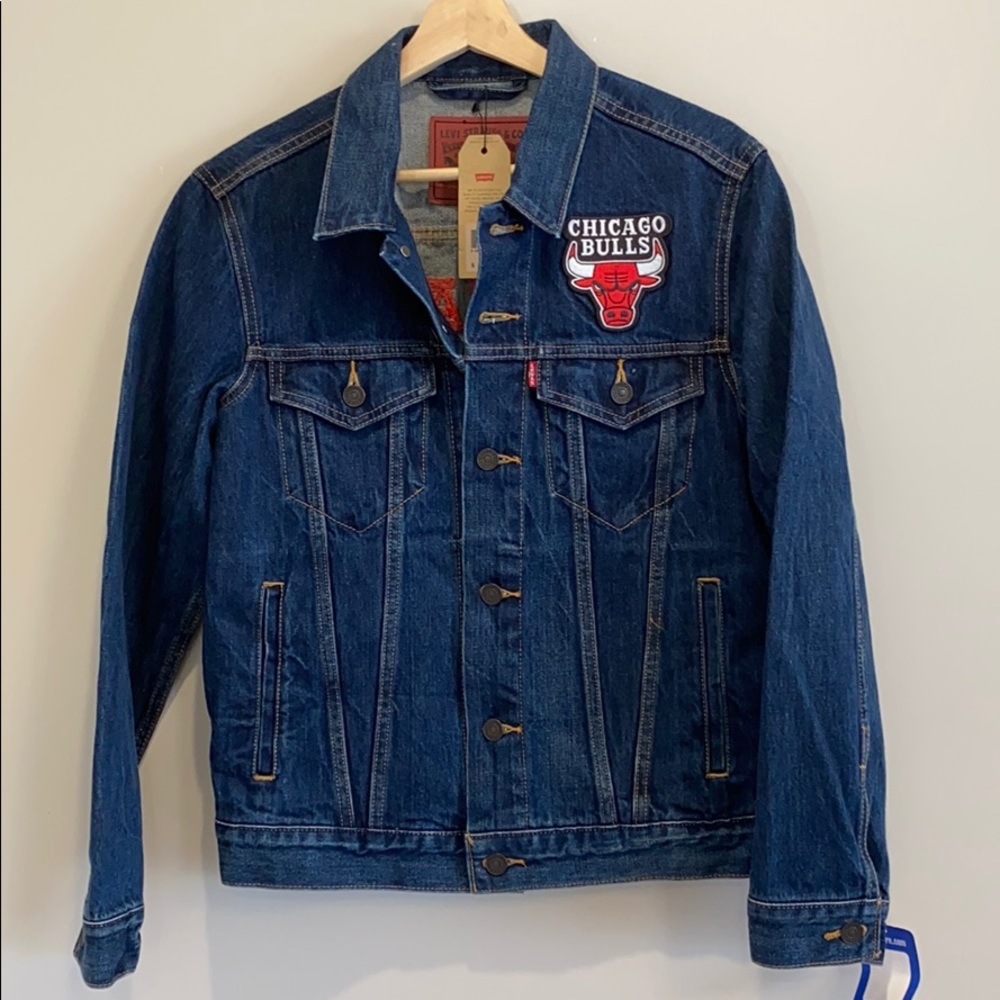 Levi’s x NBA collaboration denim jacket (unisex)